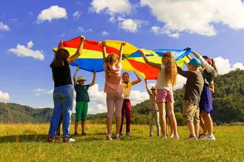 Risolvere i conflitti senza scontri – Strategie per affrontare divergenze e tensioni familiari in modo costruttivo.